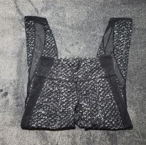 Lululemon cropped leggings